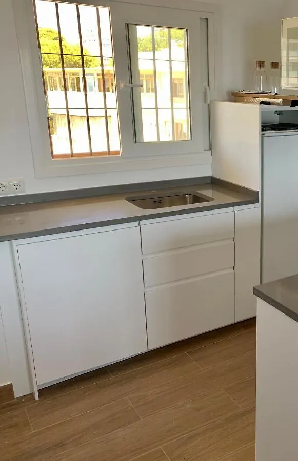 בנאלמדנה Don Gustavo Modern Apartment, Sea Views & Pool 0*,