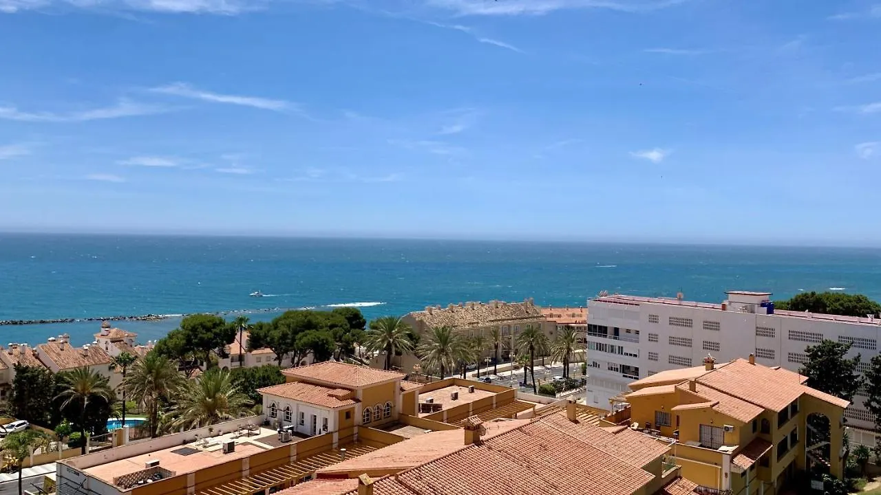 Don Gustavo Modern Apartment, Sea Views & Pool Benalmadena