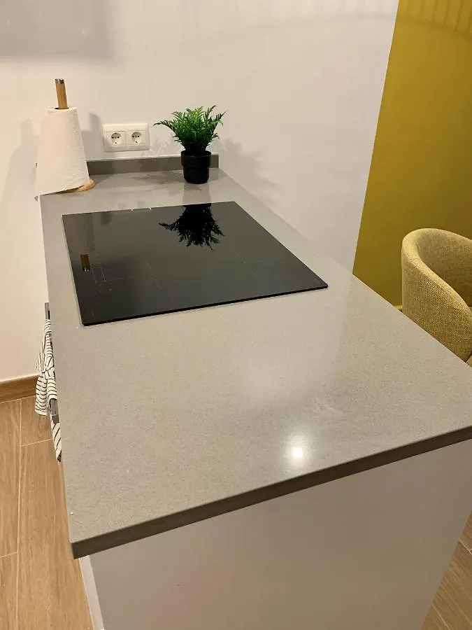 בנאלמדנה Don Gustavo Modern Apartment, Sea Views & Pool